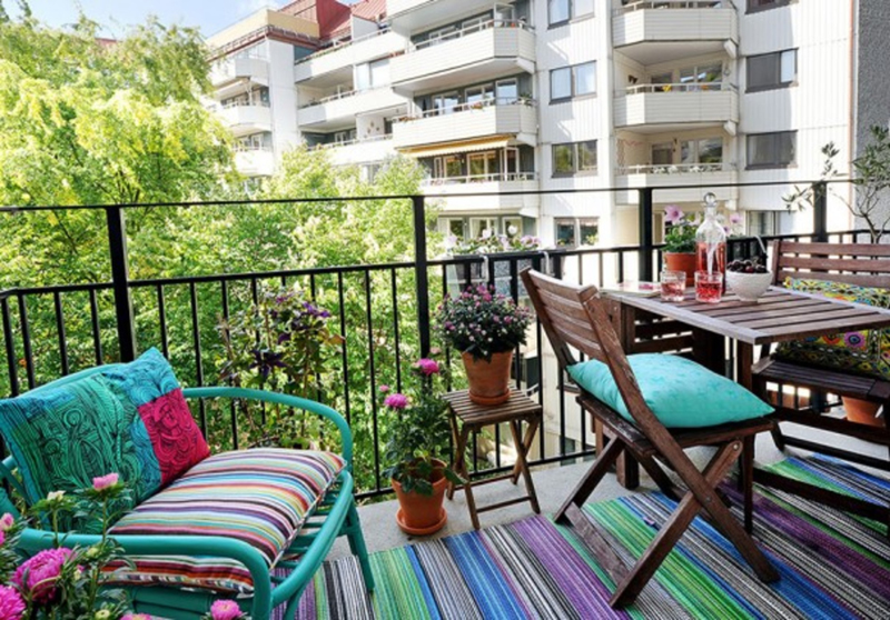 Küçük Balkon Dekorasyonu